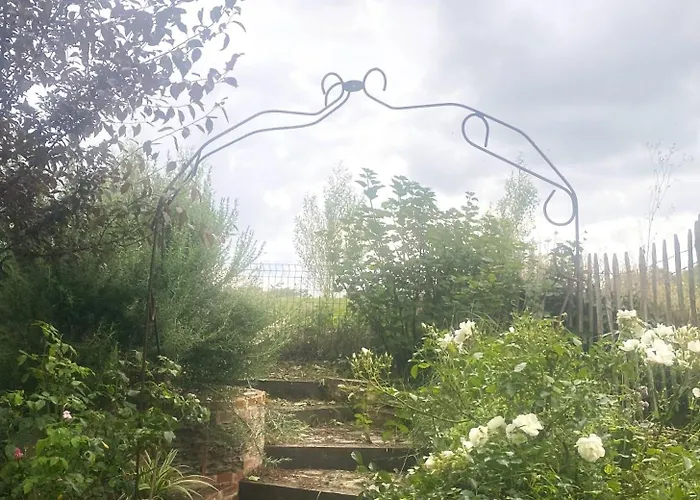 Couette-café Ch1- Manoir Du Moulinier - Campagne - Calme - Petit-déj Inclus - Table D'hôte Sur Réservation - Parking Gratuit 3*